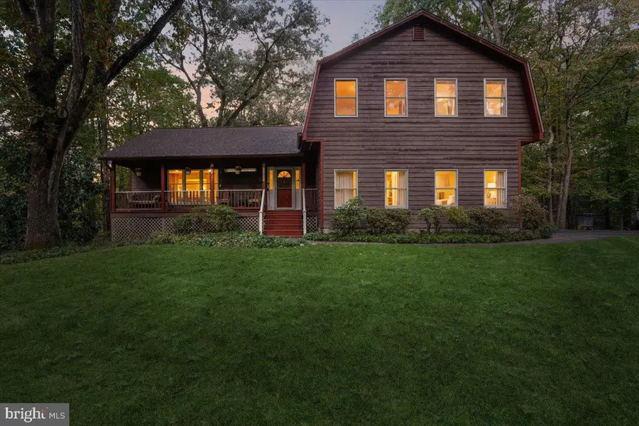 7213 Clifton Rd, Clifton, VA 20124 - #2