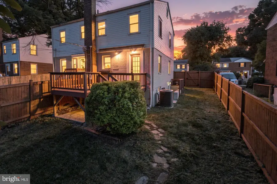 2314 Victory Dr, Alexandria, VA 22303 - #2