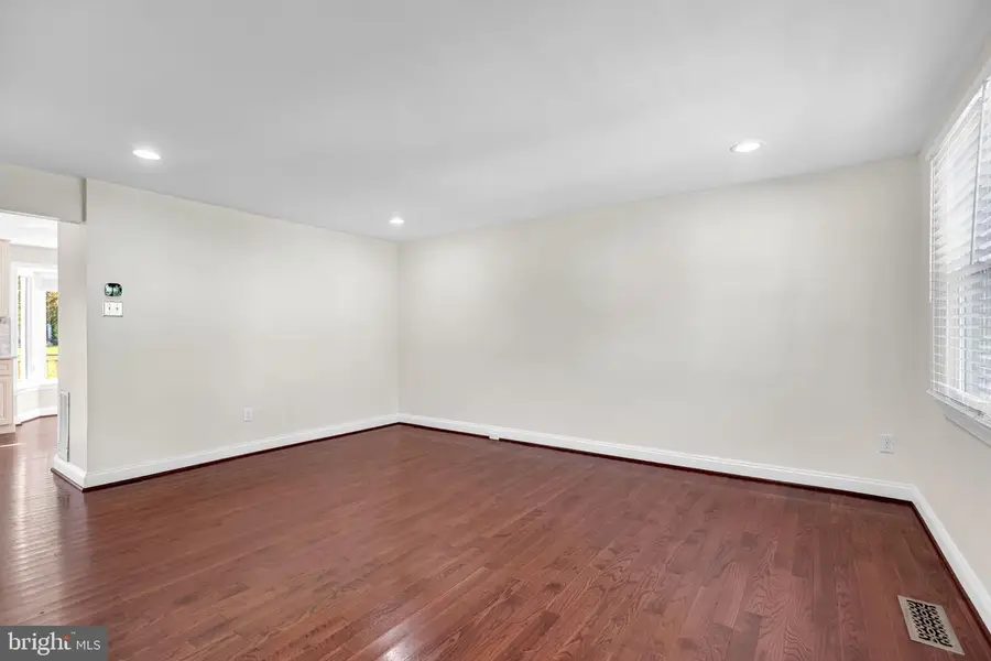 6539 Birchleigh Way, Alexandria, VA 22315 - #3