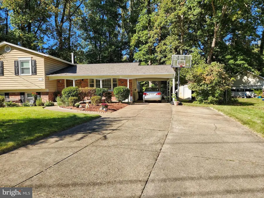8112 Dabney Ave, Springfield, VA 22152 - #3