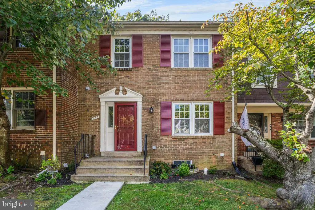 9013 Golden Leaf Ct, Springfield, VA 22153 - #1