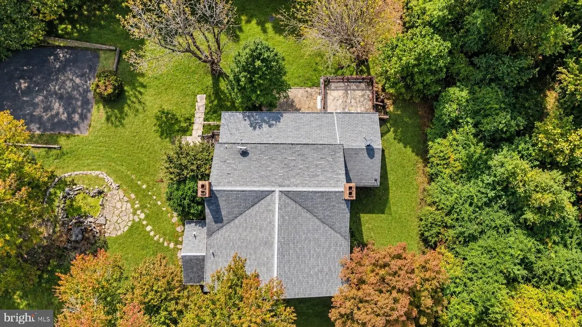 1295 Colvin Forest Dr, Vienna, VA 22182 - #1