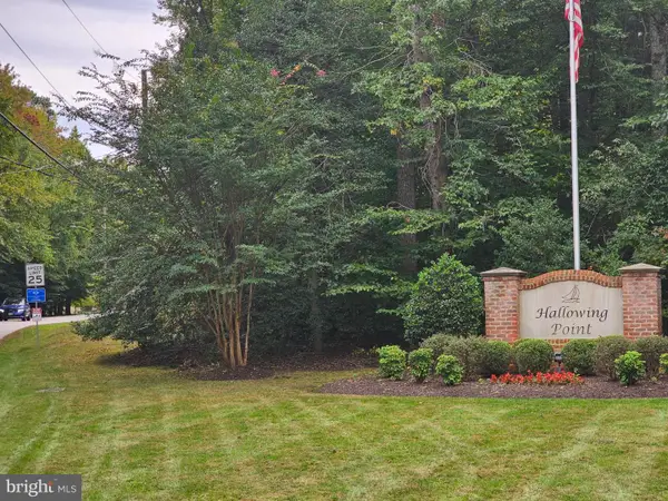 5800 River Dr, LORTON, VA 22079