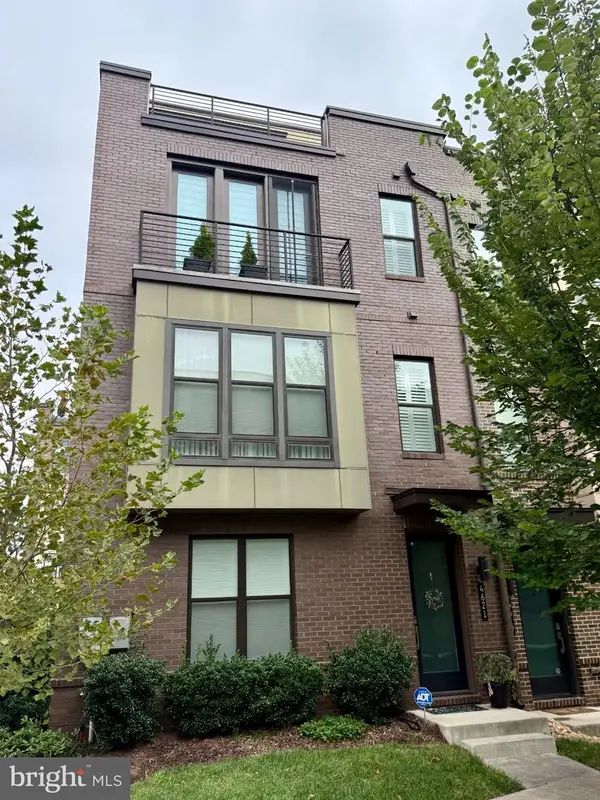 4621 Quinns Mill Way, CHANTILLY, VA 20151