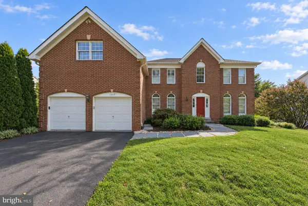 1317 Dasher Ln, RESTON, VA 20190