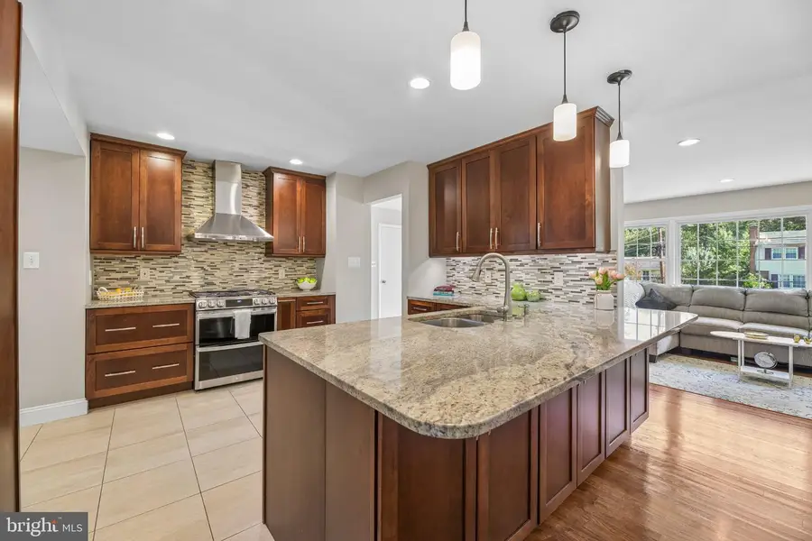 8340 Bound Brook Ln, Alexandria, VA 22309 - #2