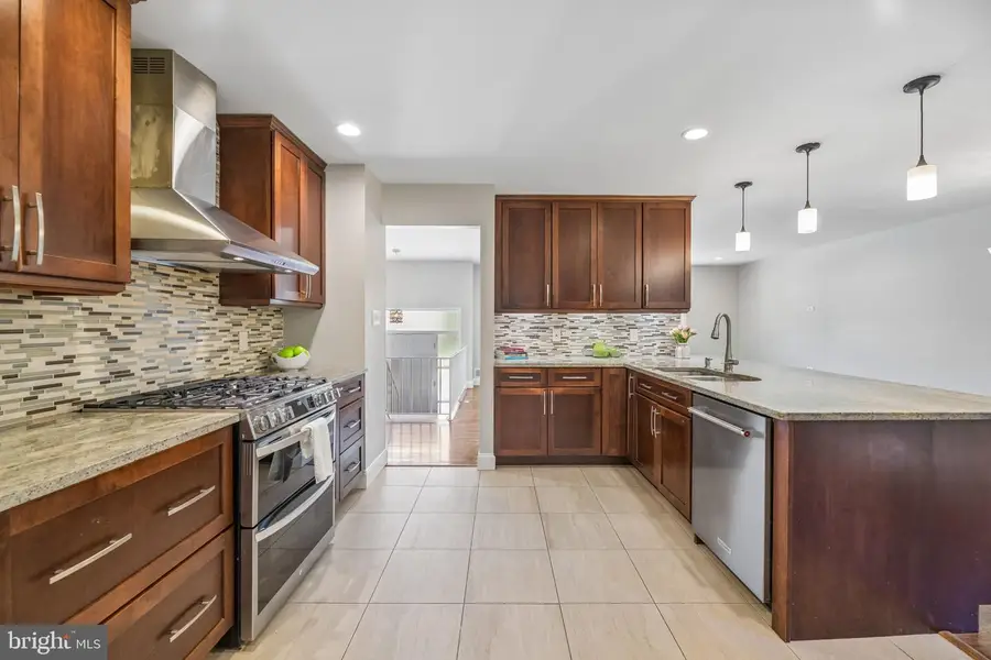 8340 Bound Brook Ln, Alexandria, VA 22309 - #3