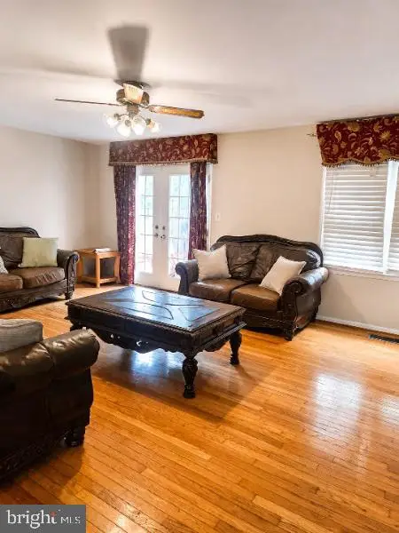 7815 Stovall Ct, Lorton, VA 22079 - #3