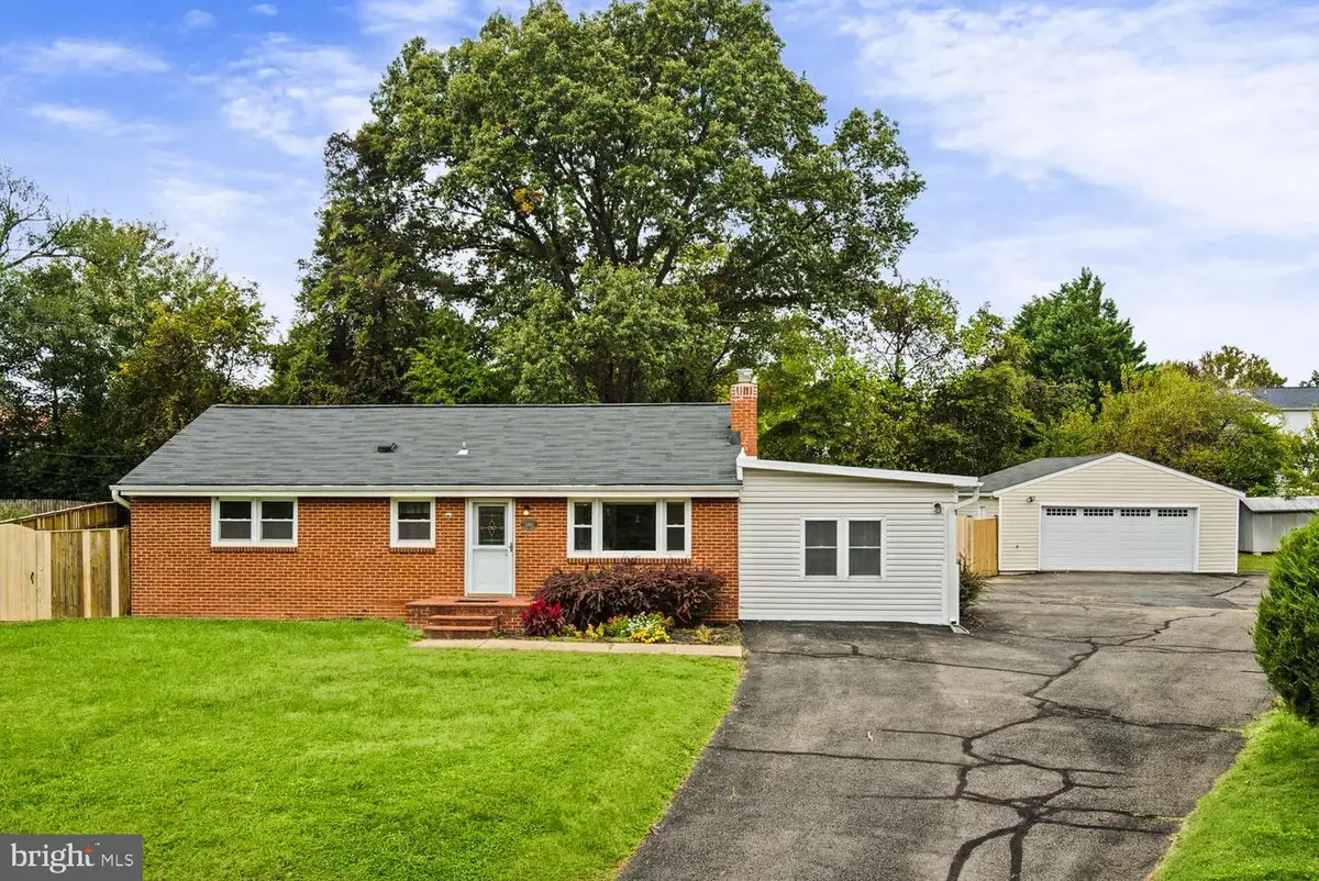 3466 Little Hunting Creek Dr, Alexandria, VA 22309 - #1