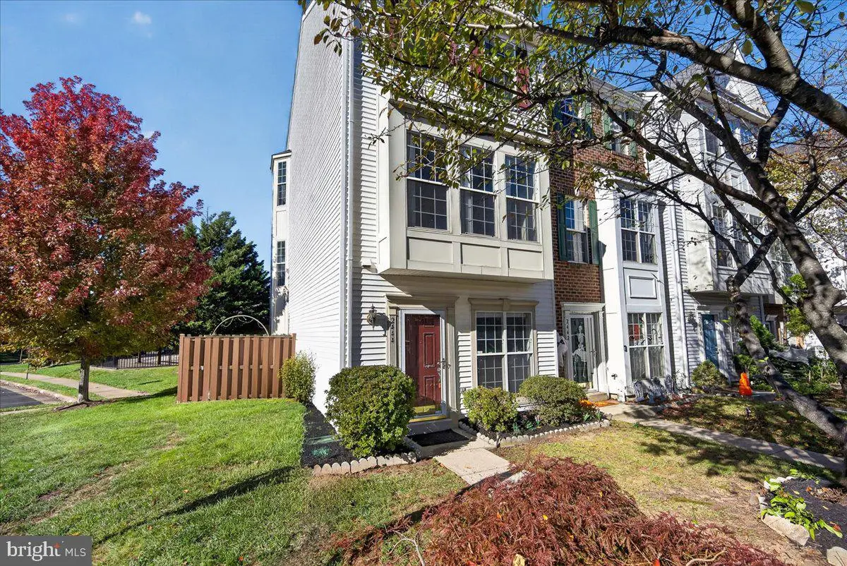 2444 Corn Crib Ct, Herndon, VA 20171 - #1