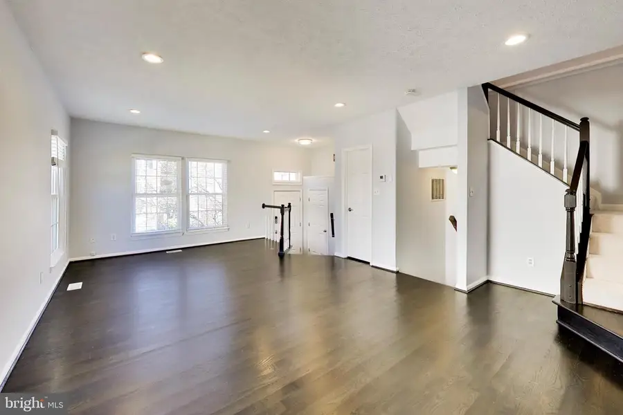 14083 Winding Ridge Ln, Centreville, VA 20121 - #3
