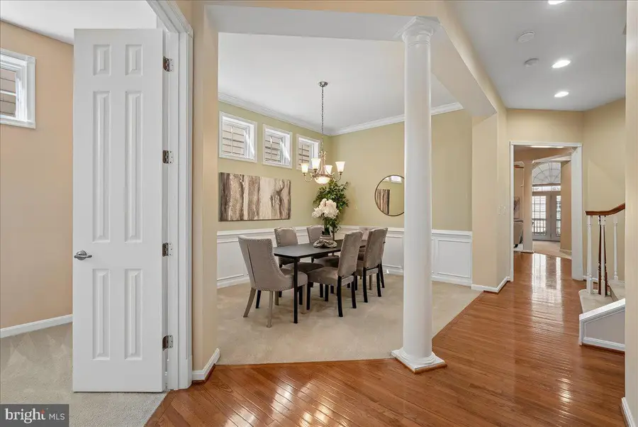 2469 Cypress Green Ln, Herndon, VA 20171 - #2