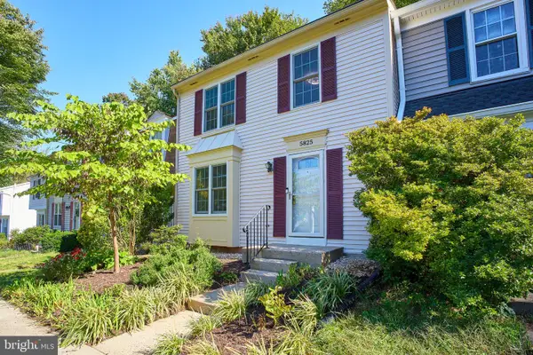 5825 Apple Wood Ln, BURKE, VA 22015
