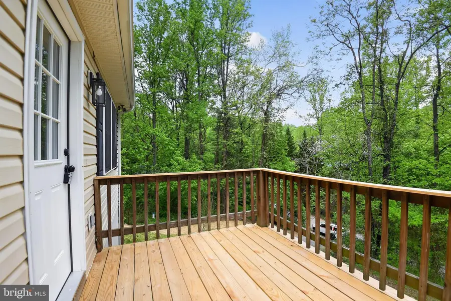 827 Greene Acres Rd S, Stanardsville, VA 22973 - #2