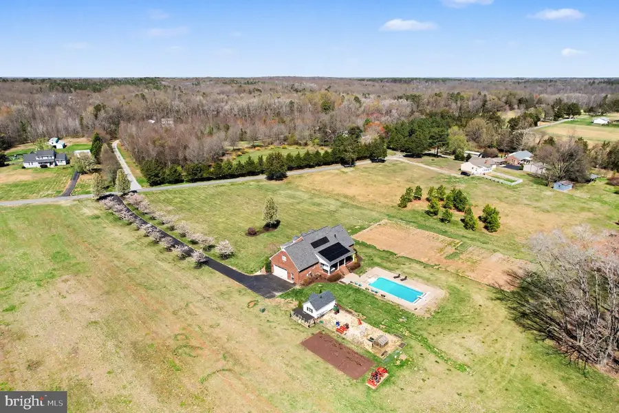 16225 Parrish Farm Rd, Montpelier, VA 23192 - #2