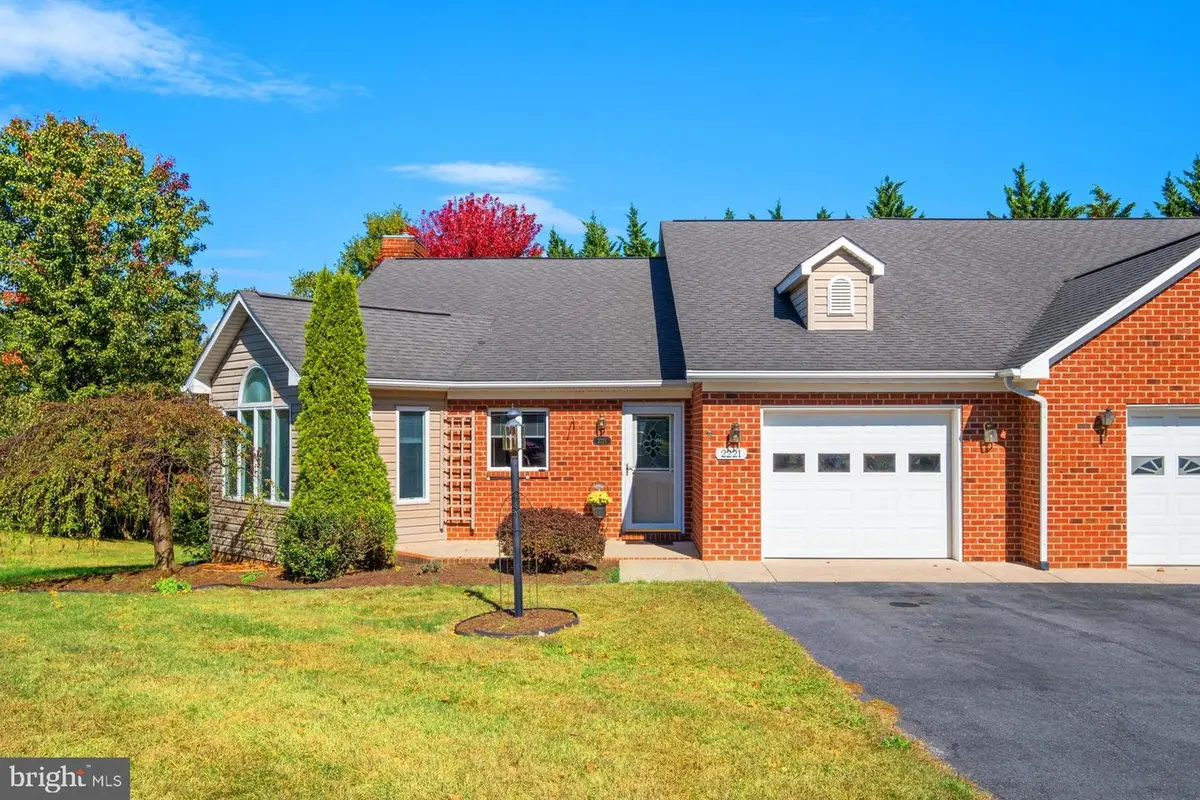 2221 Lake Terrace Dr #a, Harrisonburg, VA 22802 - Image #1