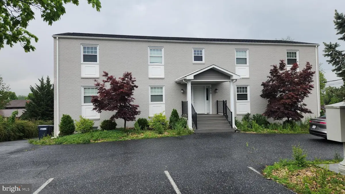 958 College Ave, Harrisonburg, VA 22802 - #1