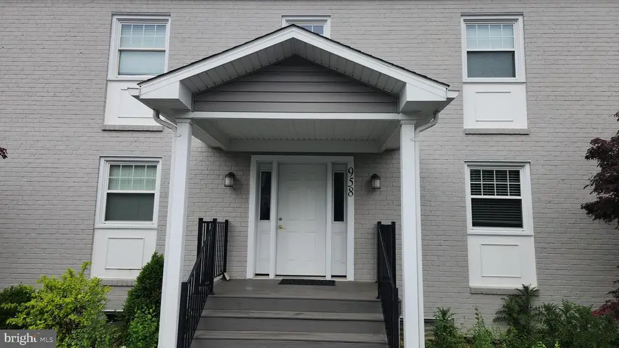 958 College Ave, Harrisonburg, VA 22802 - #2