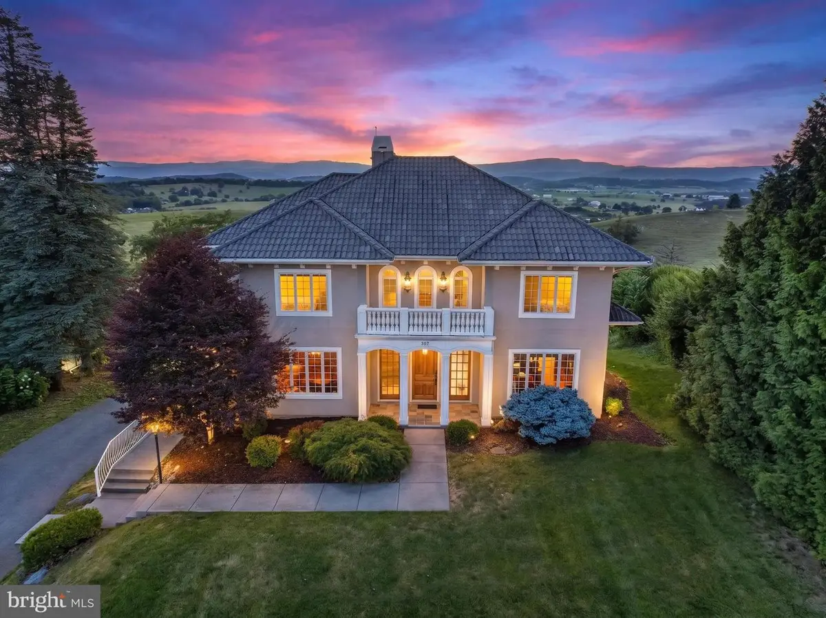 957 Summit Ave, Harrisonburg, VA 22802 - #1