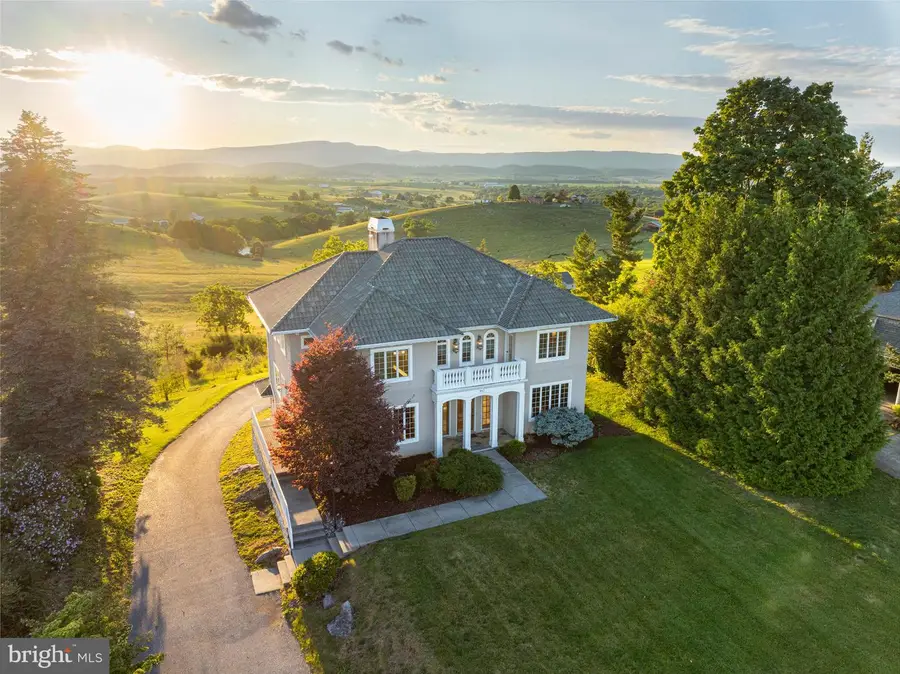957 Summit Ave, Harrisonburg, VA 22802 - #2