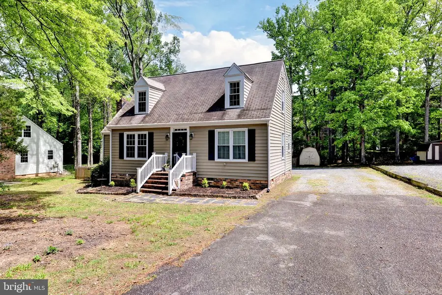 2525 Lauderdale Dr, Henrico, VA 23233 - #2