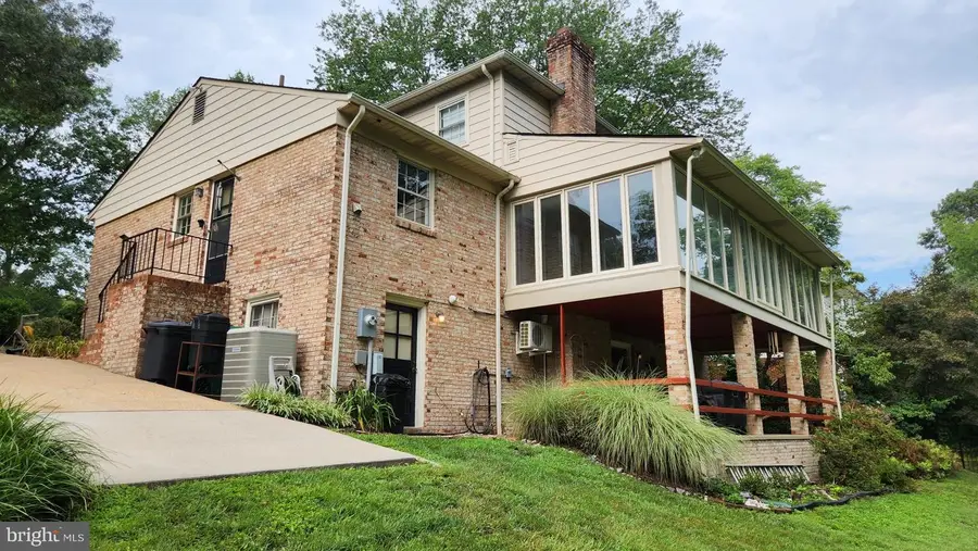 9320 Lakeland Dr, Henrico, VA 23229 - #3