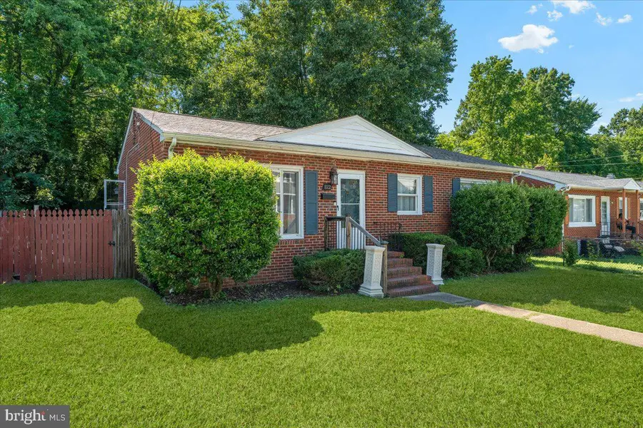 112 N 14th Ave, Hopewell, VA 23860 - #2