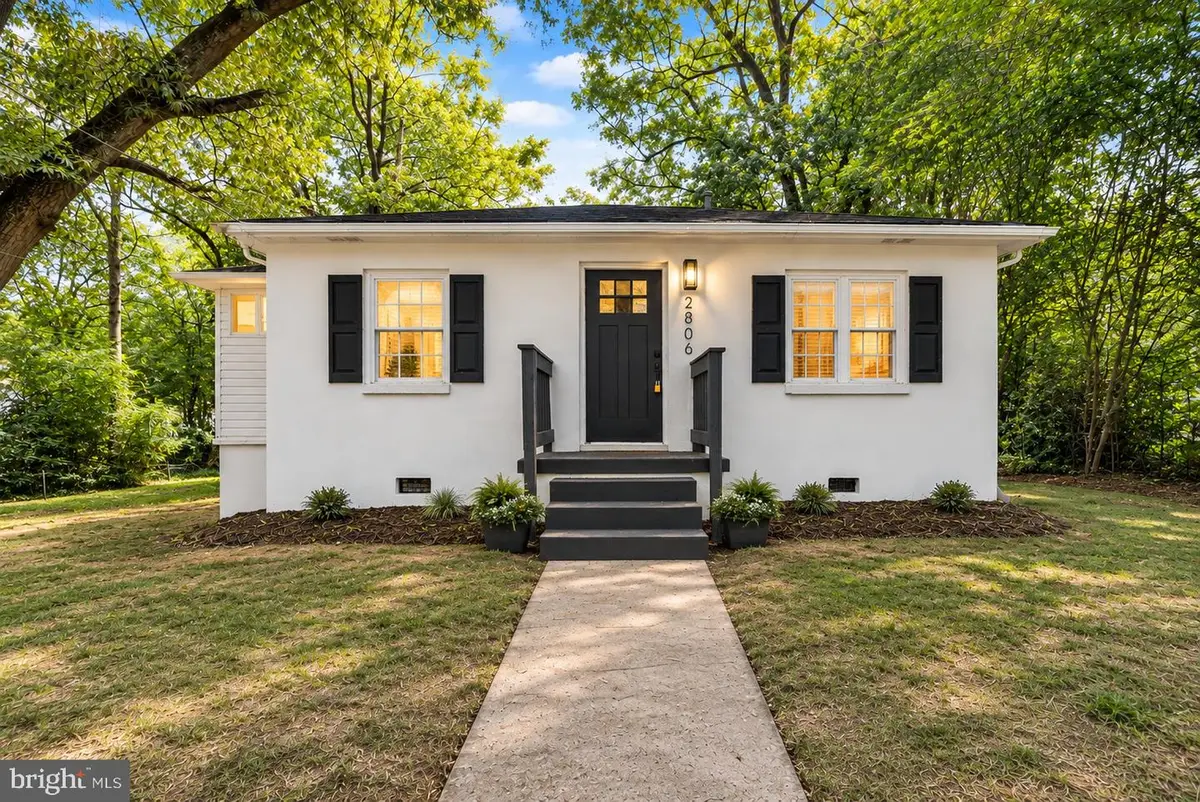 2806 Virginia St, Hopewell, VA 23860 - #1