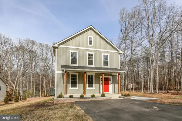 8399 Independence Cir, KING GEORGE, VA 22485