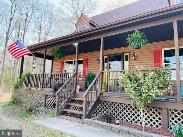 15598 Dickinsons Corner Dr, KING GEORGE, VA 22485