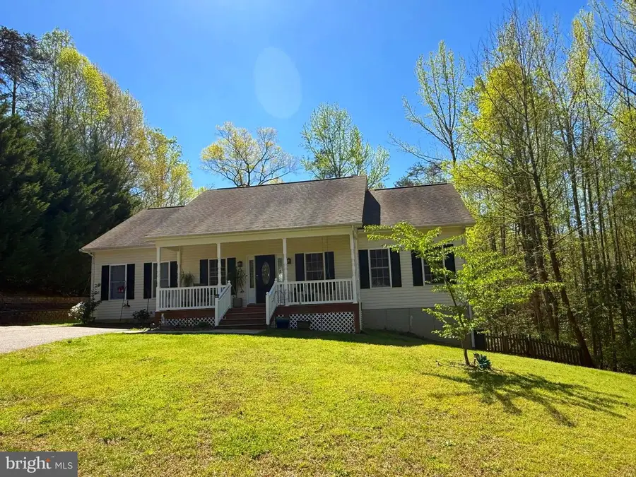 7386 Monroe Dr, King George, VA 22485 - #3