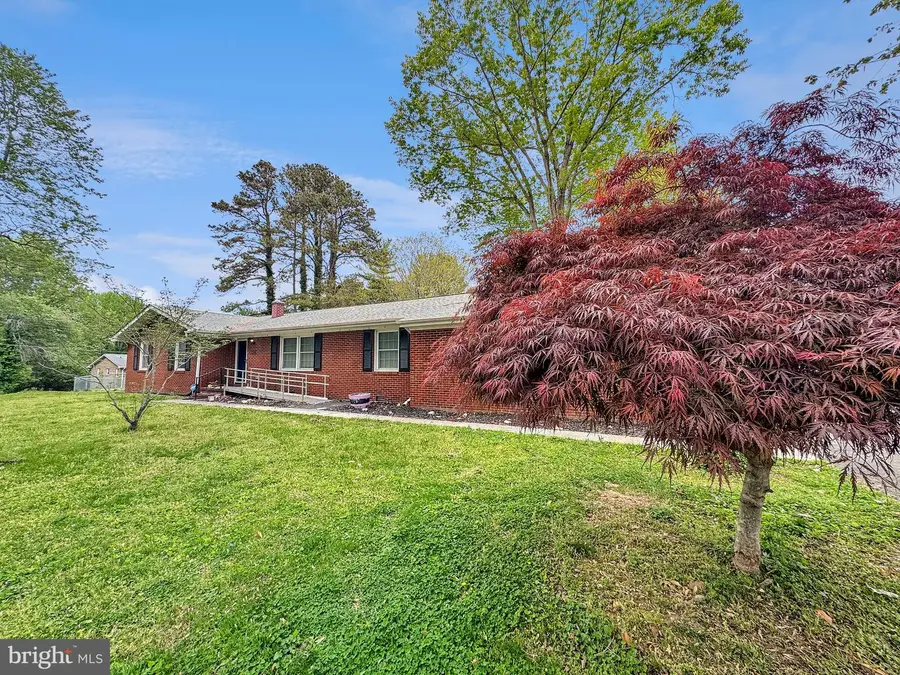 8221 Hickory Dr, King George, VA 22485 - #2