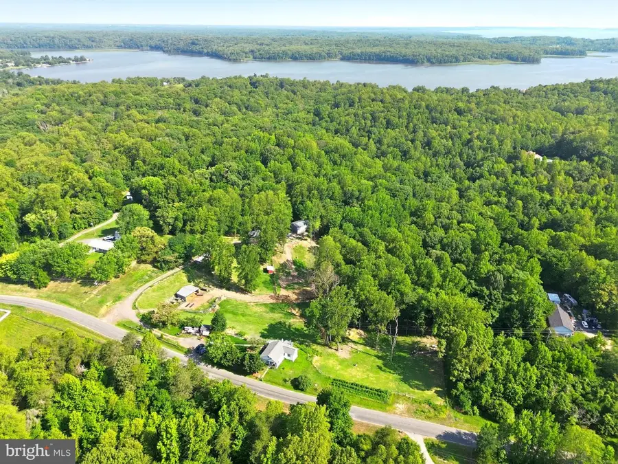 2137 Belvedere Dr, King George, VA 22485 - #3