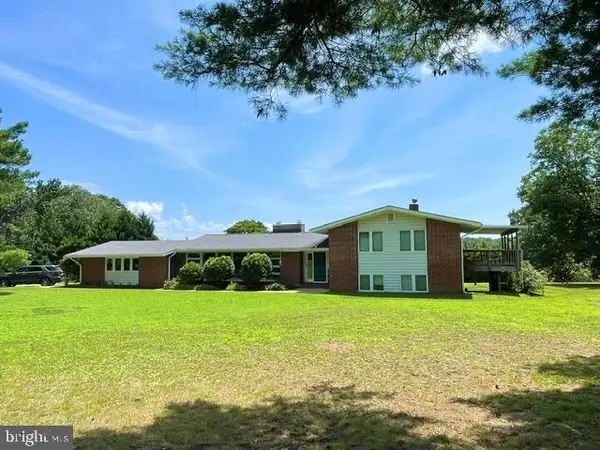 18002 Rosiers Creek Ln, KING GEORGE, VA 22485