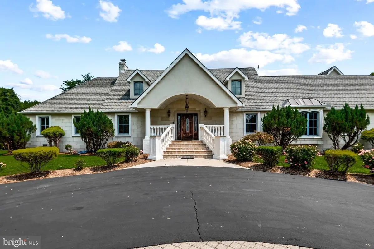 8071 Windsor Dr, King George, VA 22485 - #1