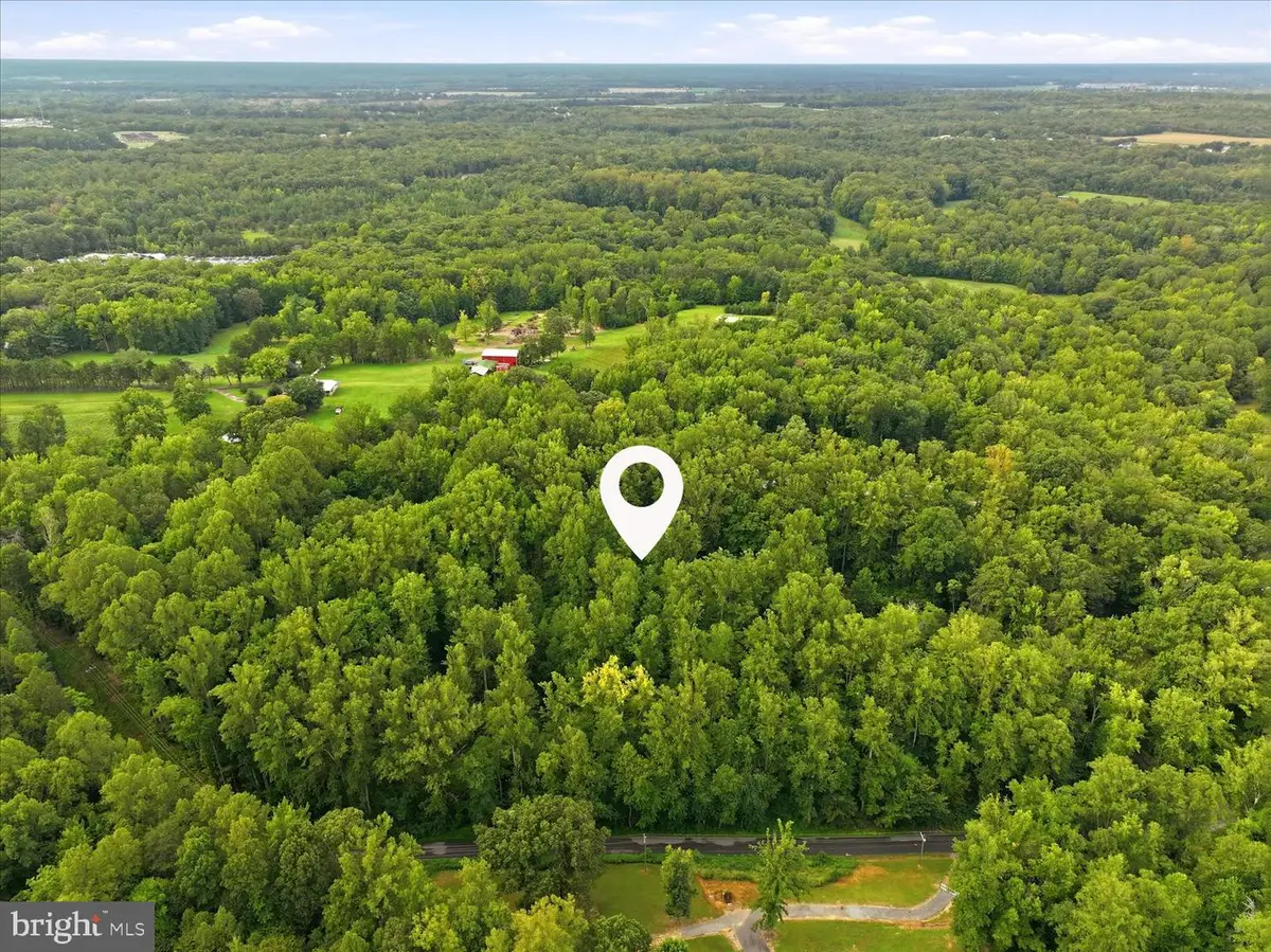 9390 Chapel Green Rd, King George, VA 22485 - #1