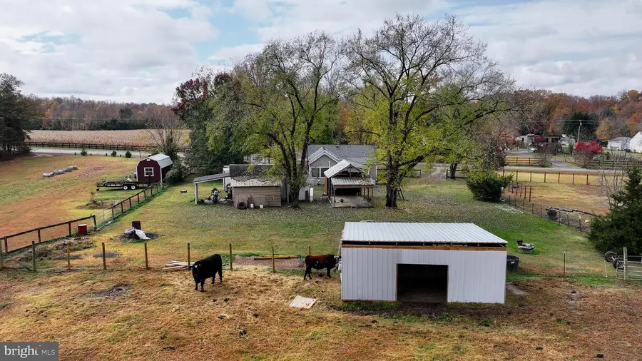 464 Belsches Rd, Bumpass, VA 23024 - Image #3