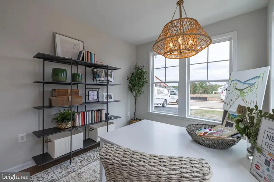 378 Bayberry Ln, Zion Crossroads, VA 22942 - Image #2