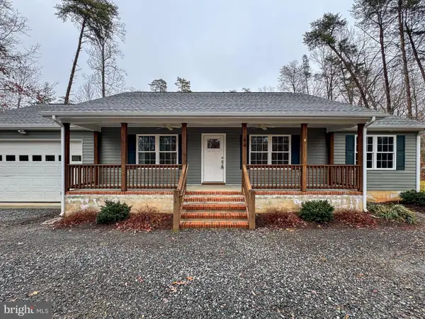 64 Hemlock Ln, MINERAL, VA 23117