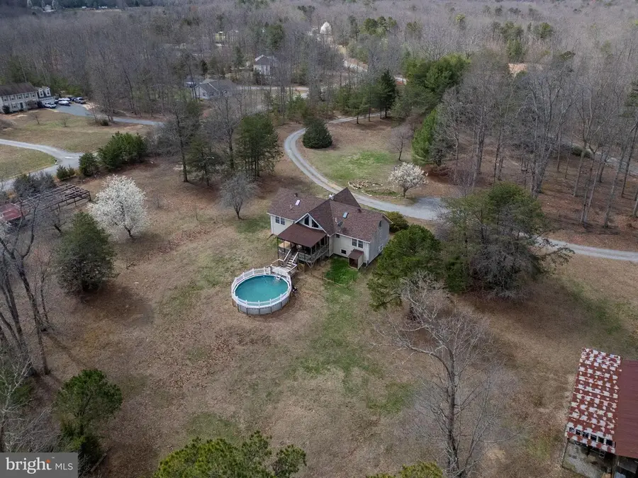 586 Jacoby Rd, Louisa, VA 23093 - #2