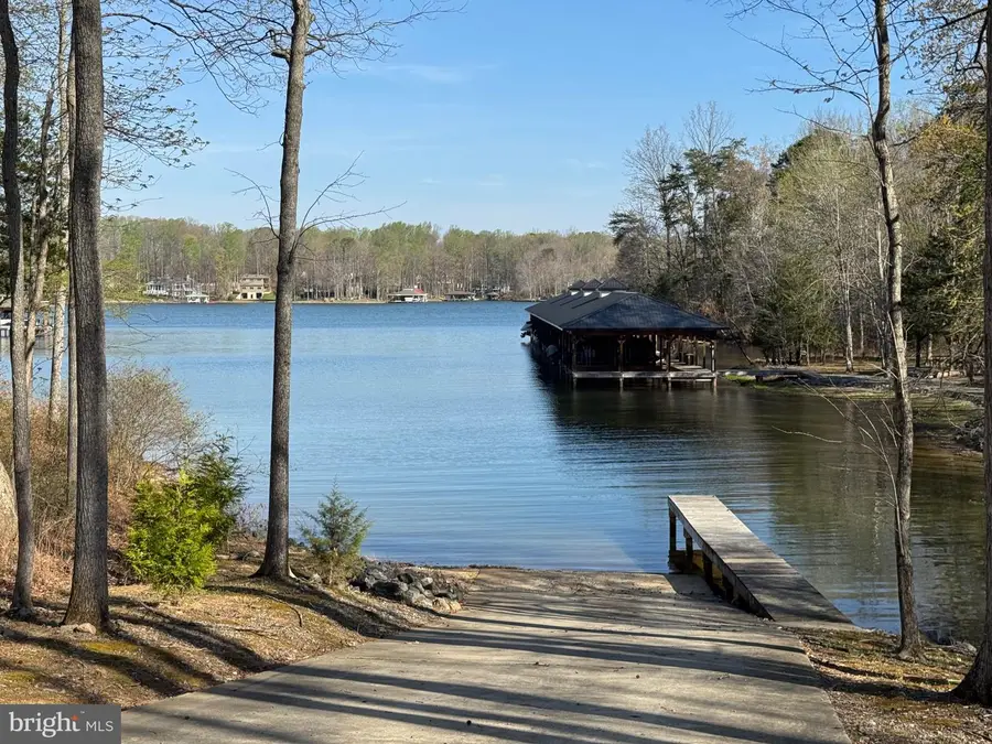 57 Lighthouse Dr, Bumpass, VA 23024 - #2