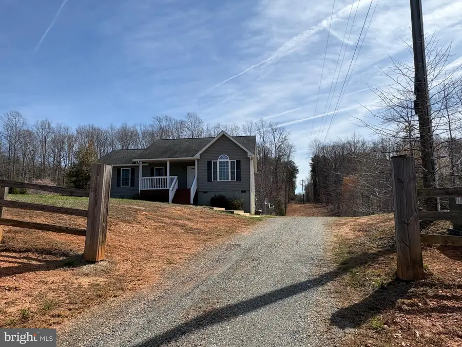 41 Elizabeth Ln, Louisa, VA 23093 - #2