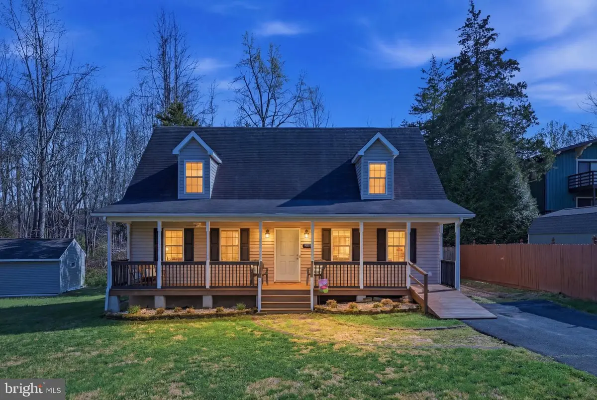 801 S Lakeshore Dr, Louisa, VA 23093 - #1