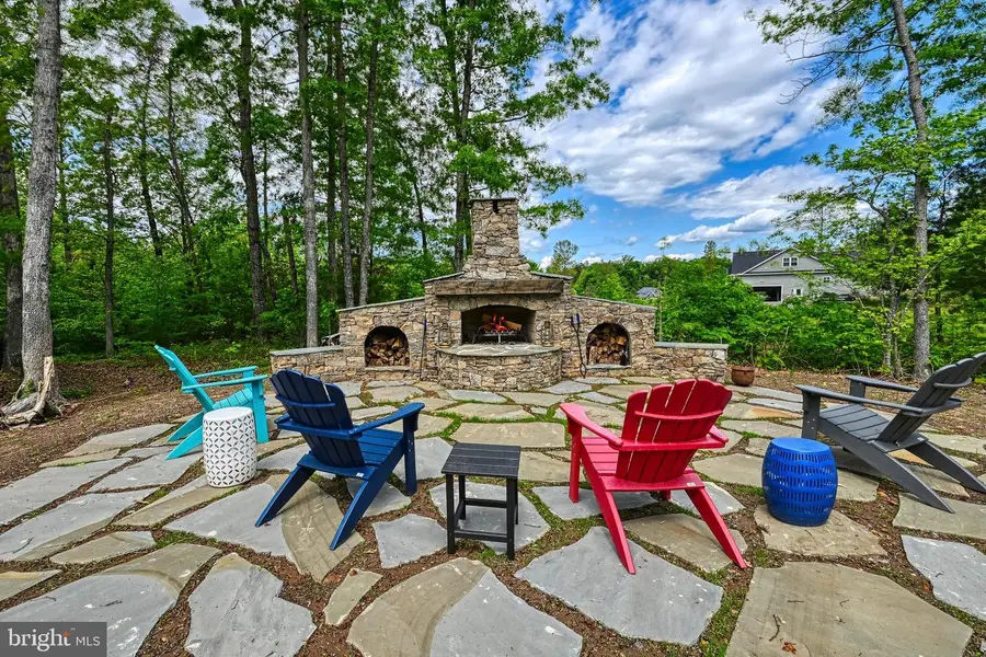 632 Noahs Landing Dr, Bumpass, VA 23024 - #2