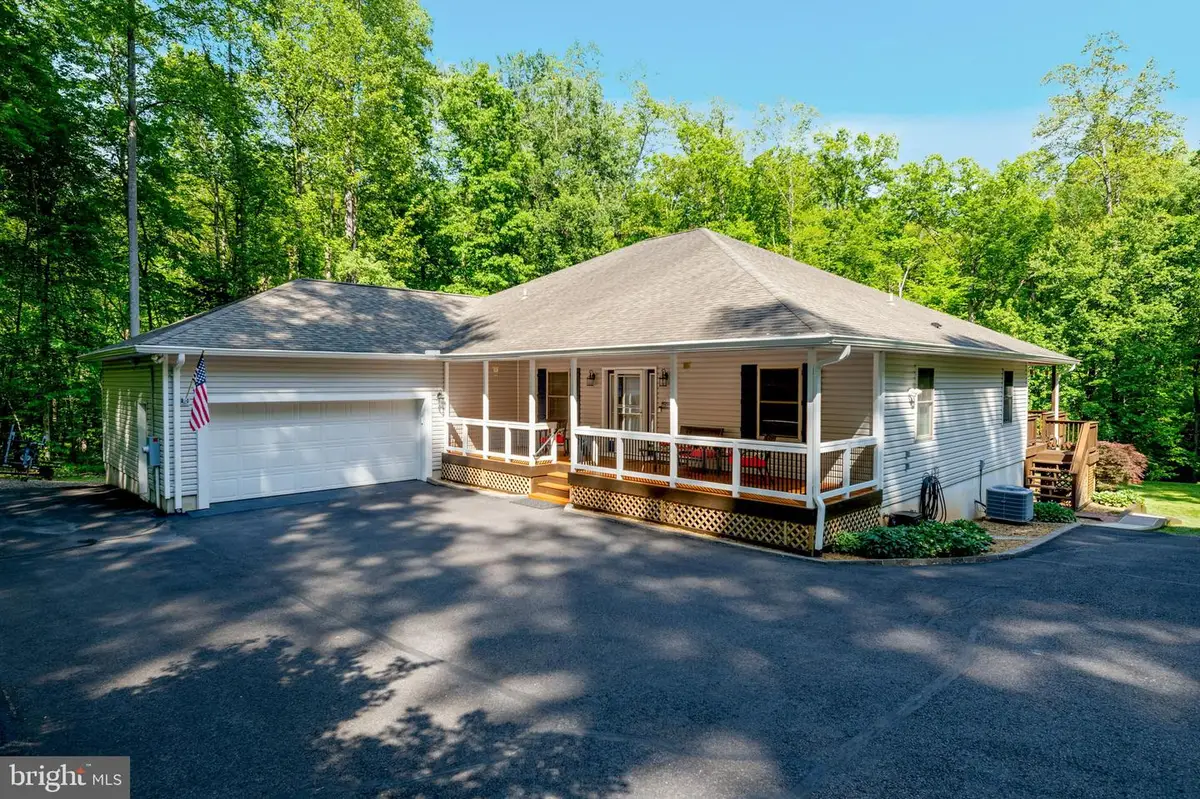 248 Oakwood Dr, Mineral, VA 23117 - #1