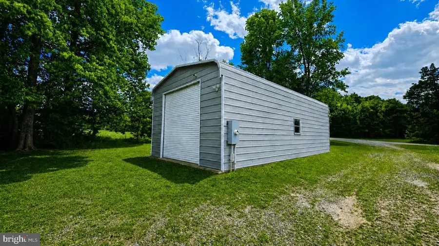 855 Johnson Rd, Mineral, VA 23117 - #3