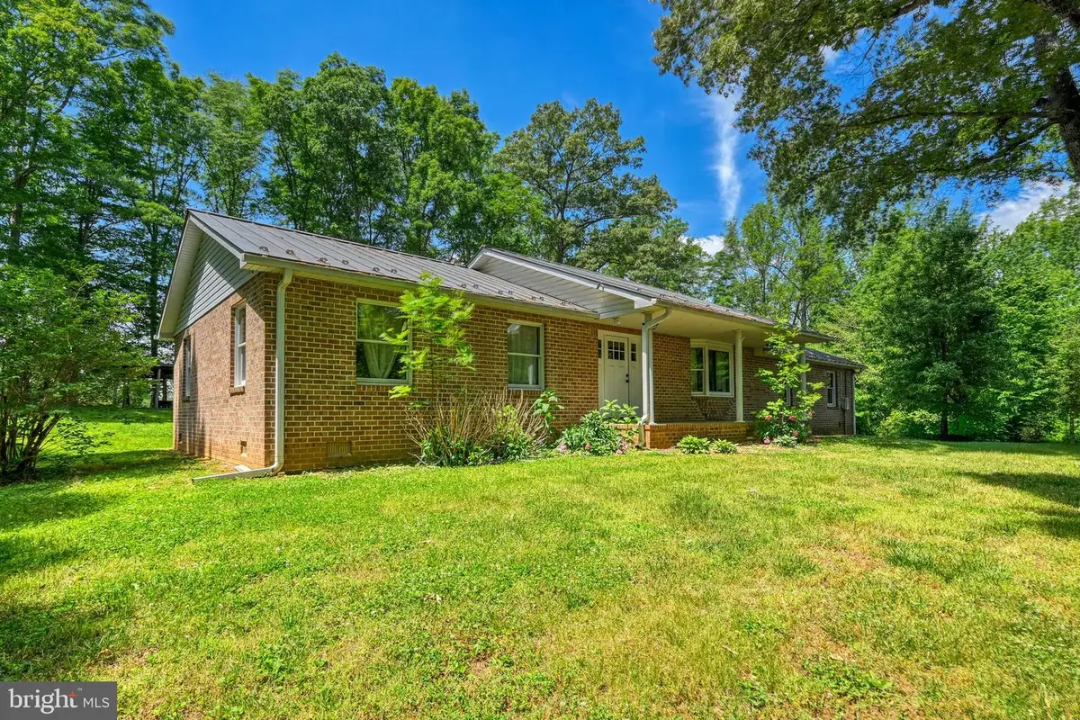 321 Willow Oak Ln, Bumpass, VA 23024 - #1