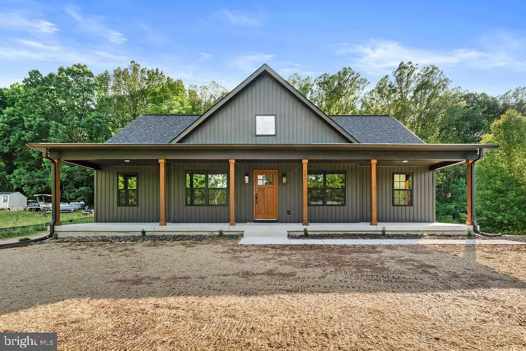 201 Seclusion Shores Dr, Mineral, VA 23117 - #1