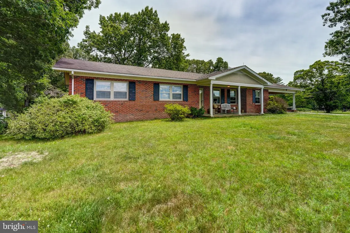 8858 Poindexter Rd, Louisa, VA 23093 - #1