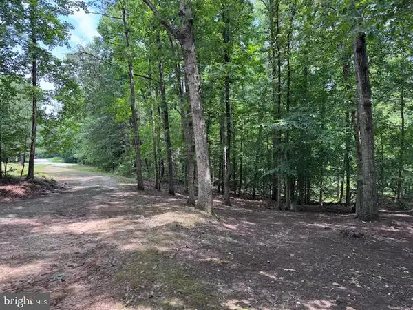 Lot 13 S Bluewater Blvd, MINERAL, VA 23117